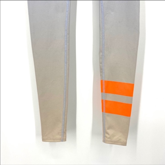 ALO Airbrush Leggings - Picture 4 of 4